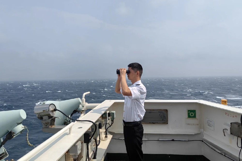 致敬遠洋奮楫者 | 杜飛：以海為家，以船為伴