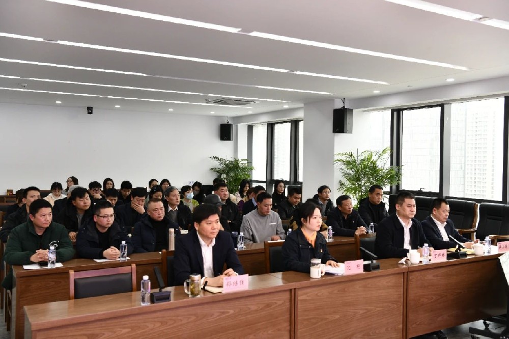 從“心”出發(fā)！江蘇遠洋“奮楫遠洋大學堂”開講啦！