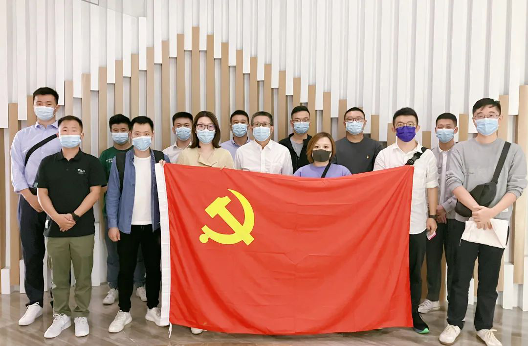 結(jié)對共建，凝心聚力——江蘇遠(yuǎn)洋總部第一黨支部攜手人保財險南京營業(yè)部黨支部開展觀影活動
