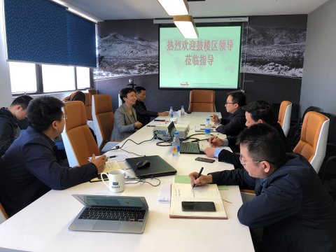 鼓樓區(qū)領(lǐng)導蒞臨新世紀公司調(diào)研指導
