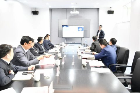 航運(yùn)事業(yè)部組織召開江蘇省港口集團(tuán)航運(yùn)板塊中長期發(fā)展戰(zhàn)略研討會