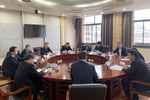 江蘇遠(yuǎn)洋太倉(cāng)海運(yùn)聯(lián)合國(guó)際船代公司拜訪長(zhǎng)江引航中心