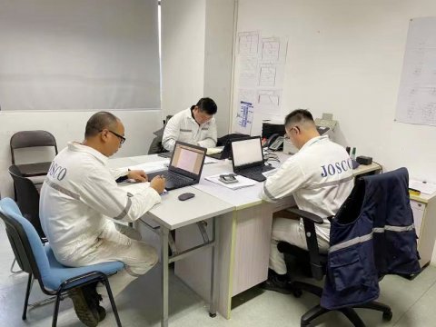 江蘇遠洋船舶監(jiān)造組臨時黨支部學(xué)習(xí)十九屆六中全會精神