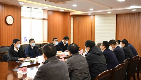 江蘇海事局黨組成員、副局長王秀峰檢查指導江蘇遠洋安全生產和疫情防控工作